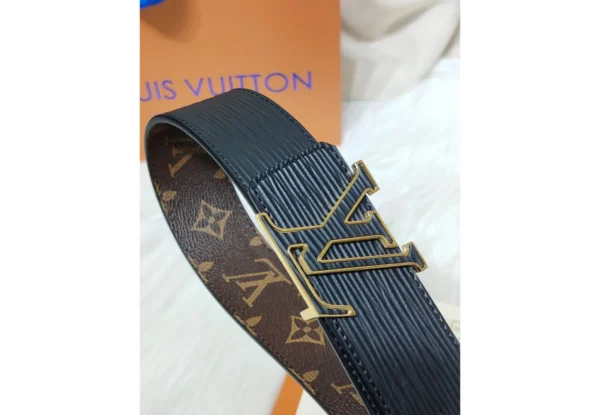 Louis Vuitton LV Initiales 40mm Reversible Belt