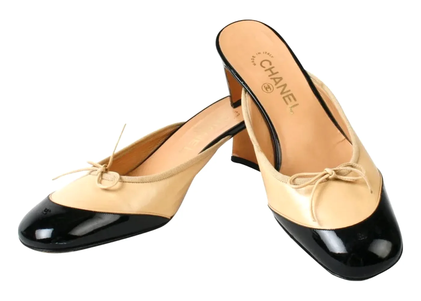 Chanel Slipper